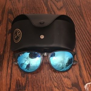 Ray-Ban Erika sunglasses!!